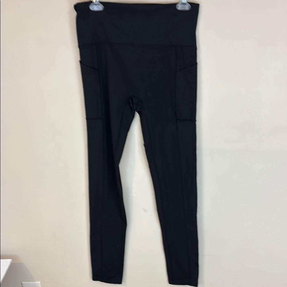 Women's Black High-Waisted Yoga Athletic Workout Pants Size XL NWOT